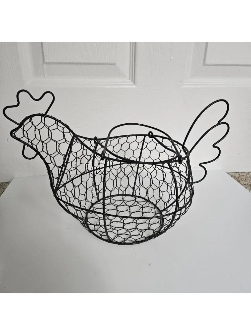 Vintage Chicken Shaped Black Wire Egg Basket With Handles Farm Country Decor